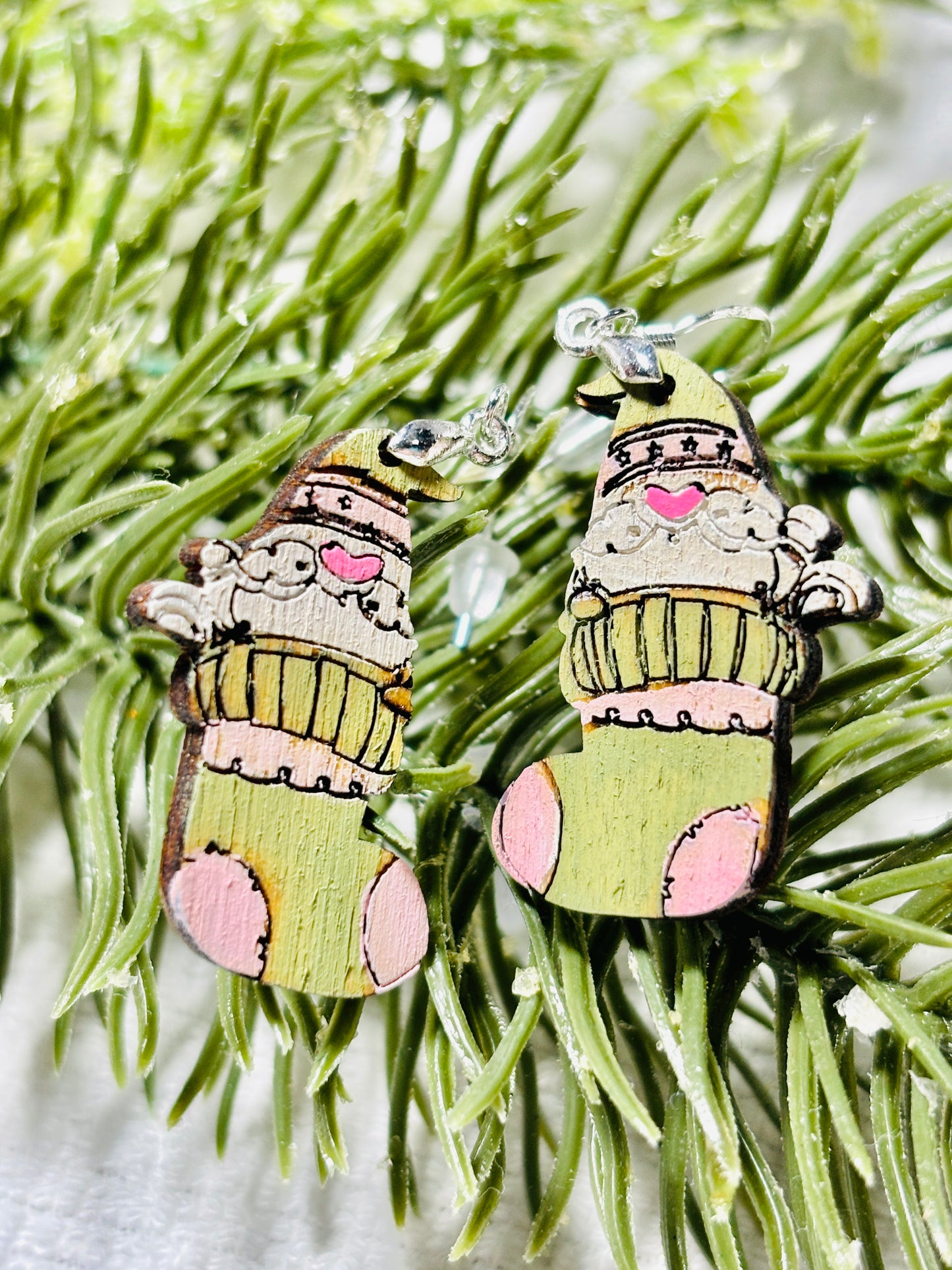 Gnome in Stocking lt. Green/Pink